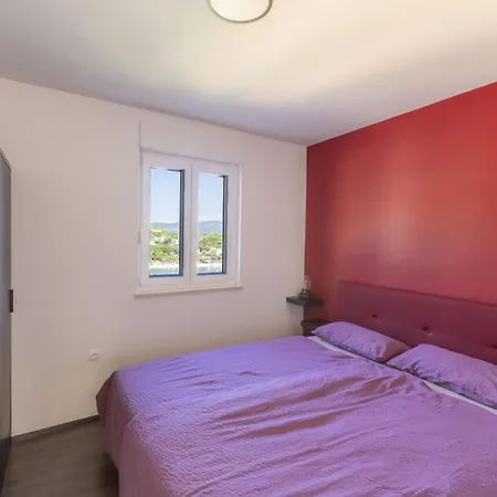 Red House Sv. Marina With Sea View