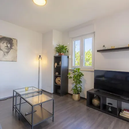 Red House Sv. Marina With Sea View Apartment